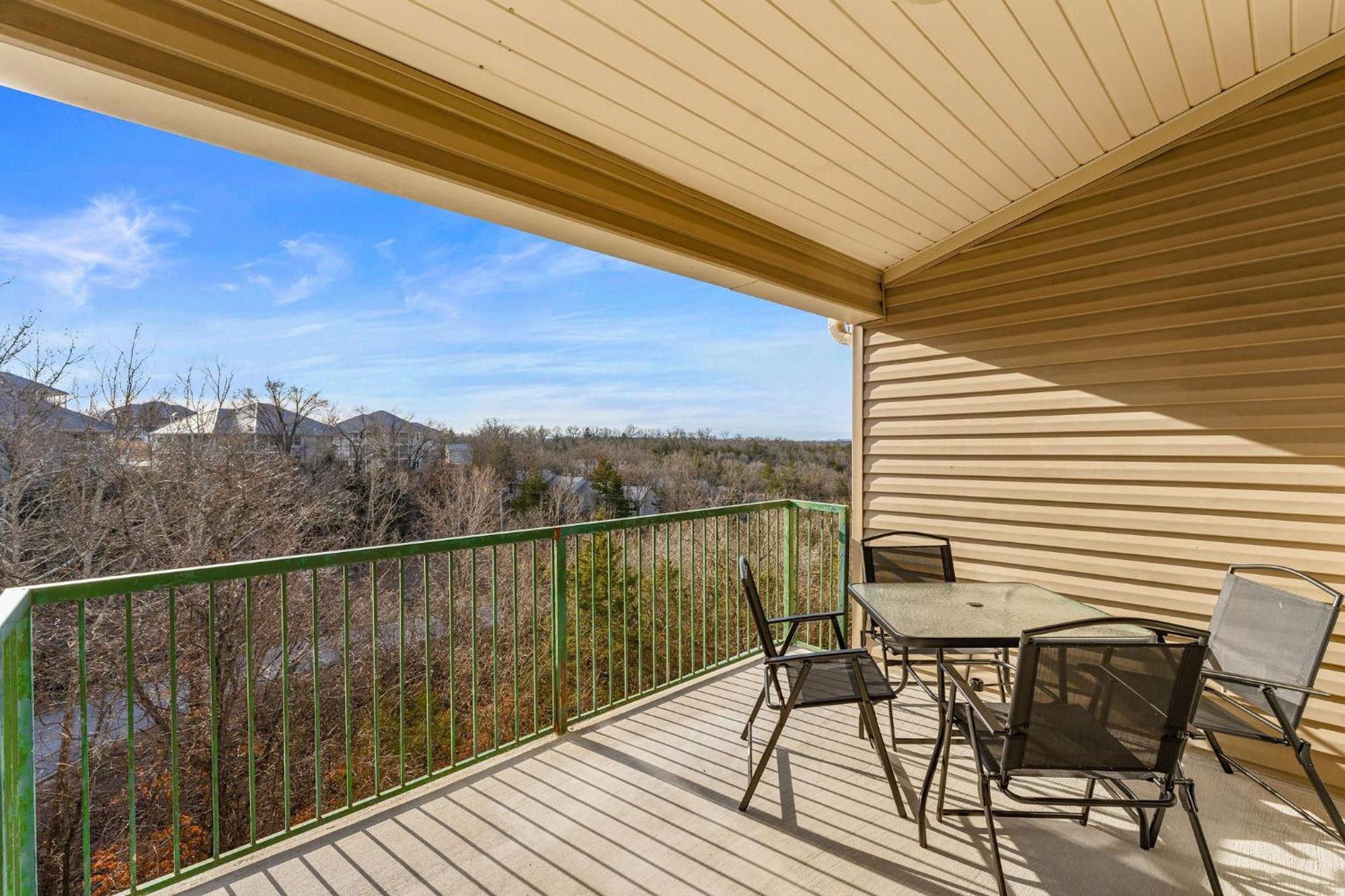 Cozy Top Floor 2Br Condo With View And Amenities!! Point Lookout Luaran gambar