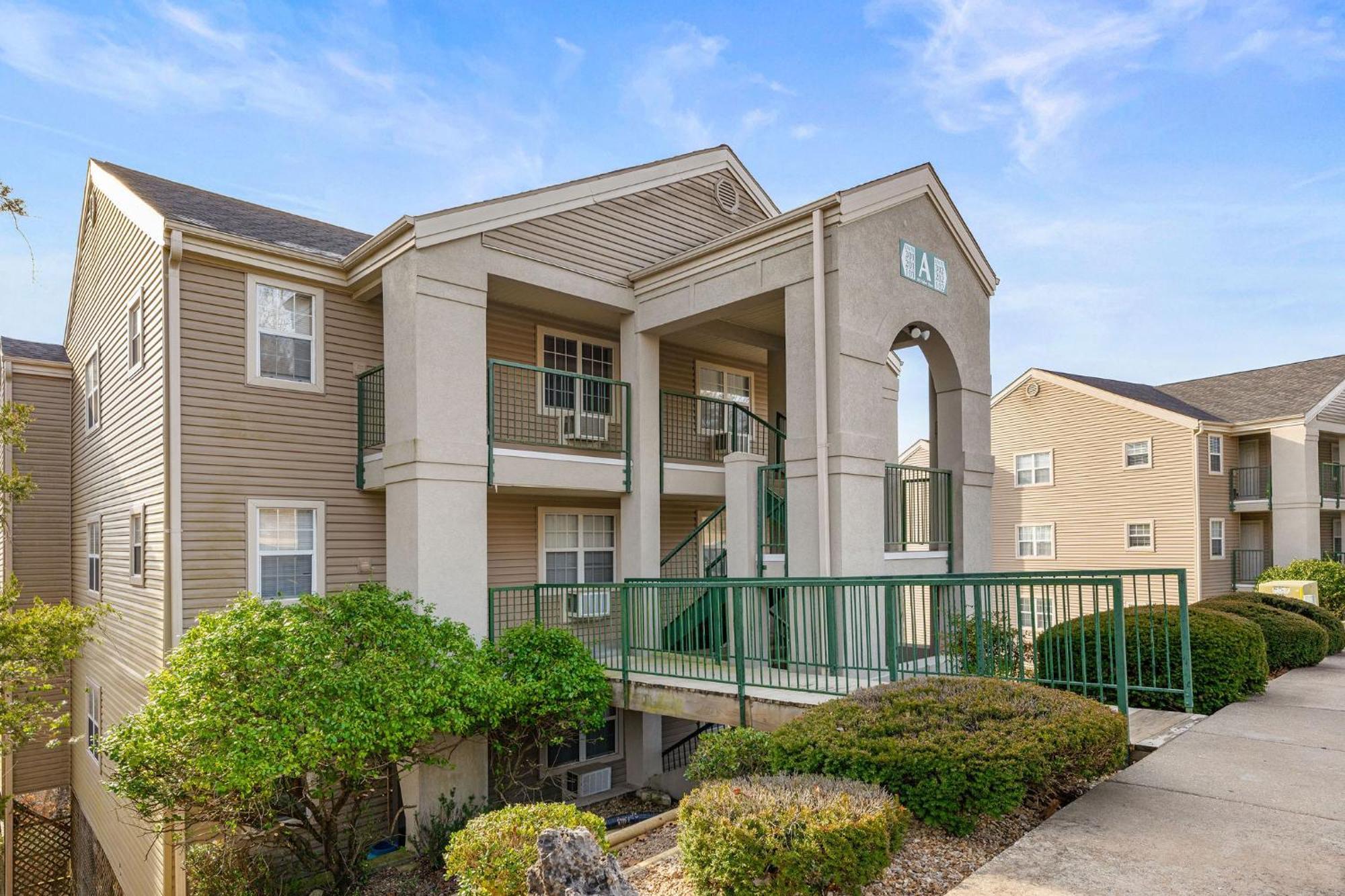 Cozy Top Floor 2Br Condo With View And Amenities!! Point Lookout Luaran gambar