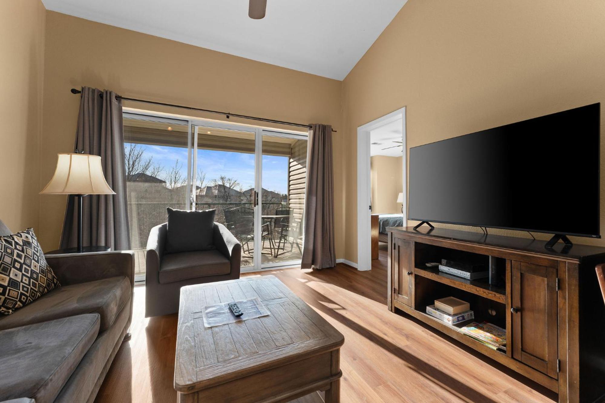 Cozy Top Floor 2Br Condo With View And Amenities!! Point Lookout Luaran gambar